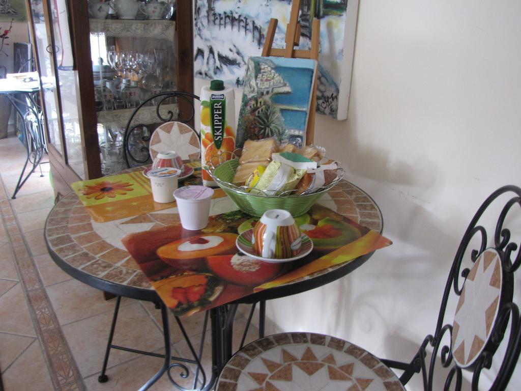 B&B Moscani ซาแลร์โน ภายนอก รูปภาพ